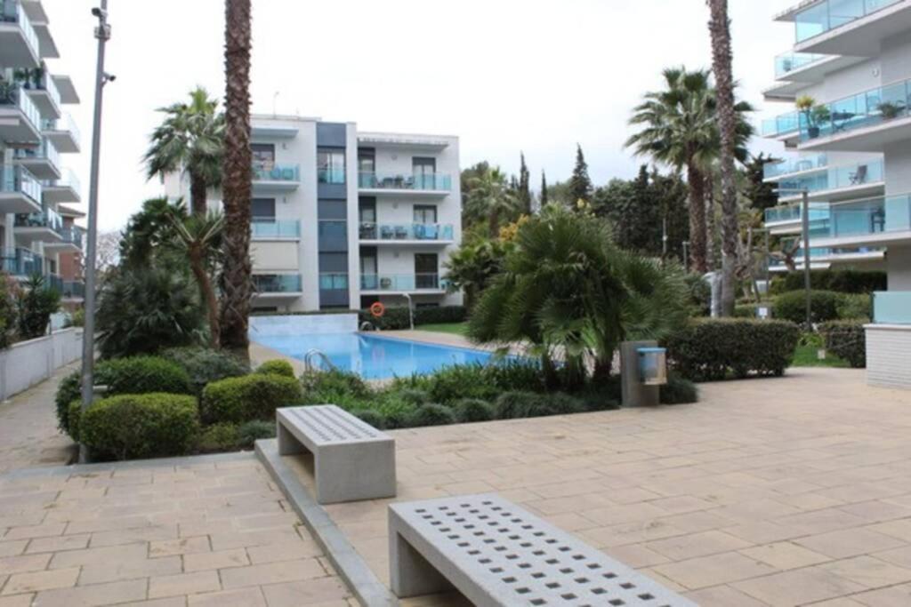 Ferienwohnung Apartamento Con Piscina Y Parking En Lloret De Mar Exterior foto