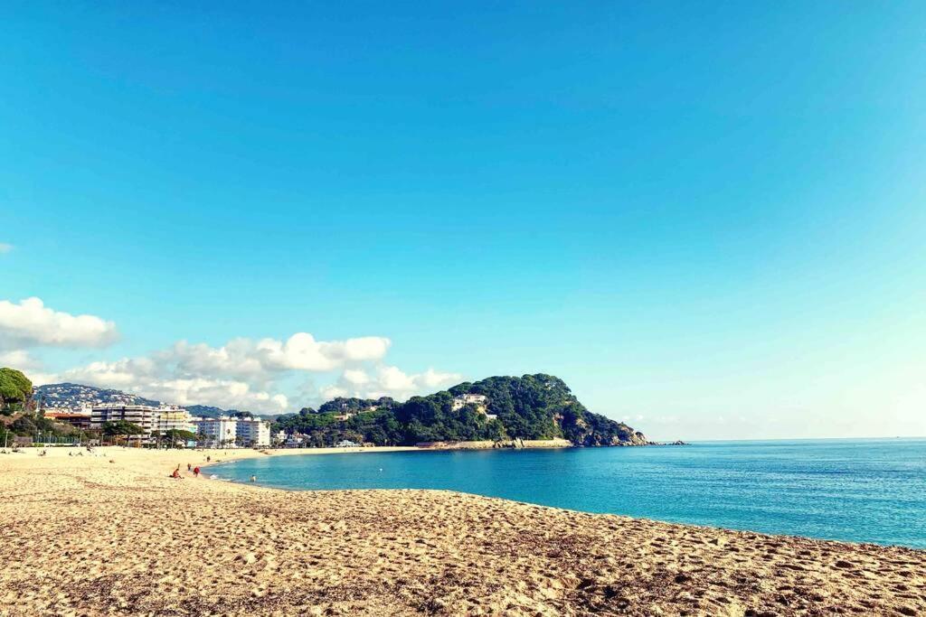 Ferienwohnung Apartamento Con Piscina Y Parking En Lloret De Mar Exterior foto