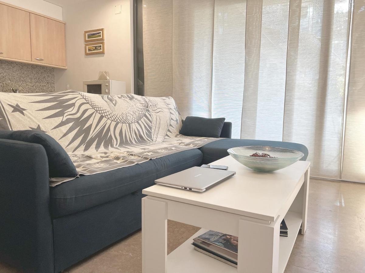 Ferienwohnung Apartamento Con Piscina Y Parking En Lloret De Mar Exterior foto